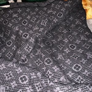 Louis Vuitton scarf